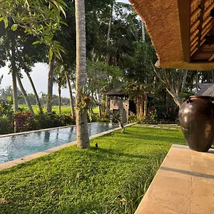  Villa Pantulan Bali